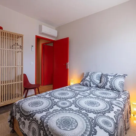 Christoph Colomb By Interhome * Hyères