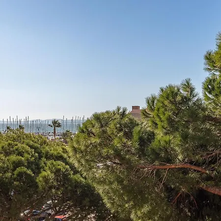 Christoph Colomb By Interhome * Hyères