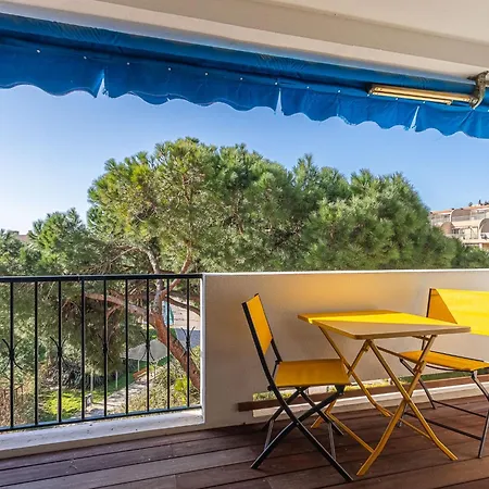 Christoph Colomb By Interhome Apartment Hyères